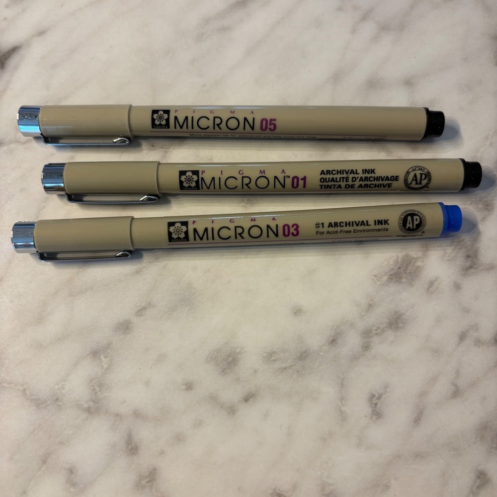 Sakura Pigma Micron Archival Ink Pen Set 01 03 05 Black Blue Fineliners 3pc